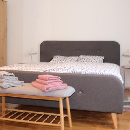 Angela Apartment Загреб Экстерьер фото
