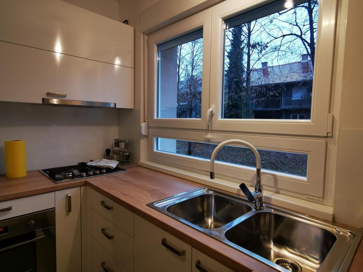 Angela Apartment Загреб Экстерьер фото