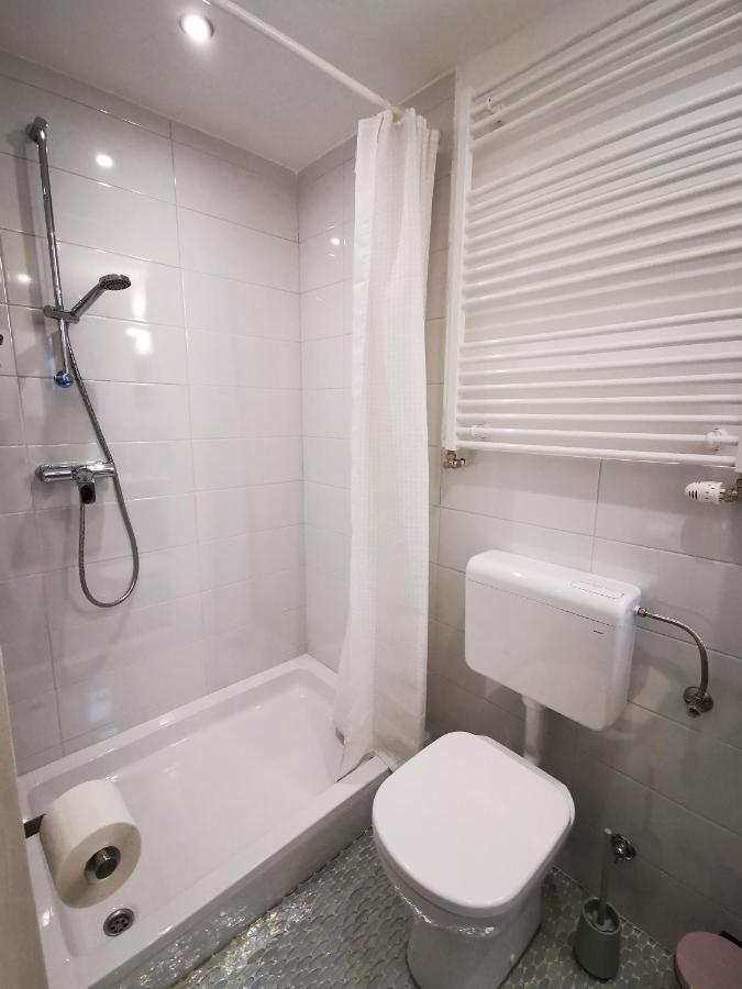 Angela Apartment Загреб Экстерьер фото
