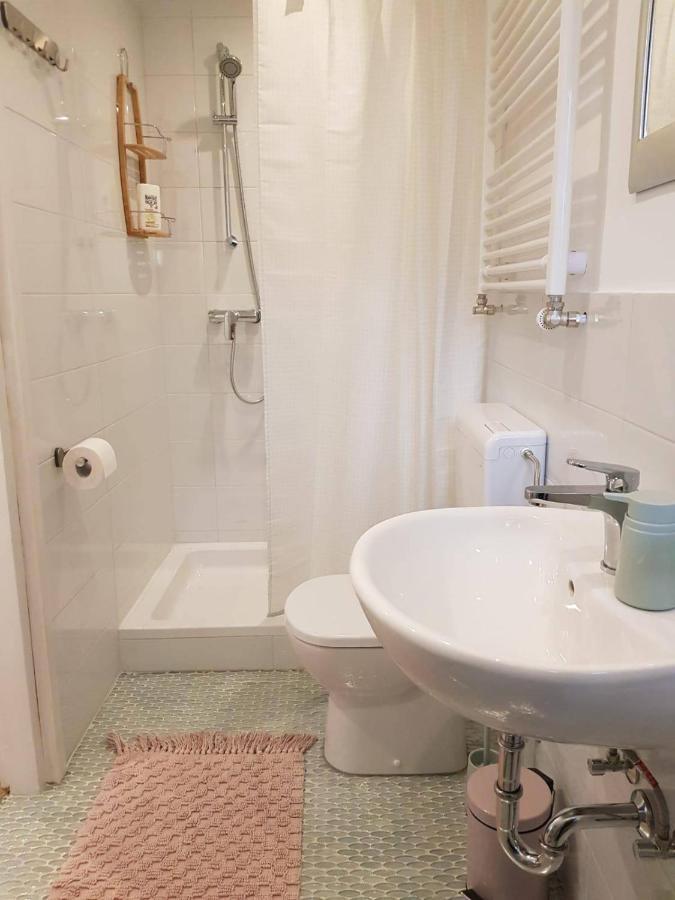 Angela Apartment Загреб Экстерьер фото